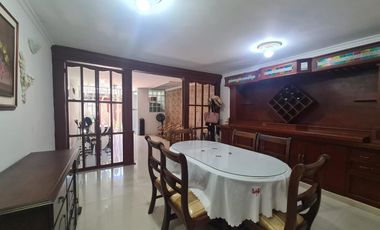 VENDO CASA SANTA MARTA - BARRIO EL JARDIN