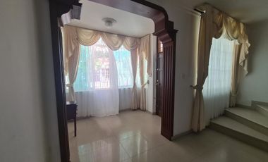 VENDO CASA SANTA MARTA - BARRIO EL JARDIN
