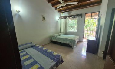 VENDO CASA SANTA MARTA - BARRIO EL JARDIN