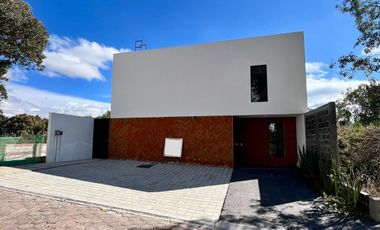Casa NUEVA en Los Álamos Haras del Bosque, 300 m² de terreno y lujo total.