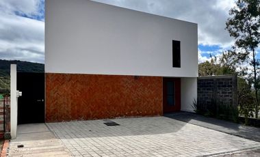 Casa NUEVA en Los Álamos Haras del Bosque, 300 m² de terreno y lujo total.