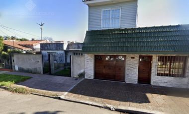 Casa en venta en Lanús, Lanús
