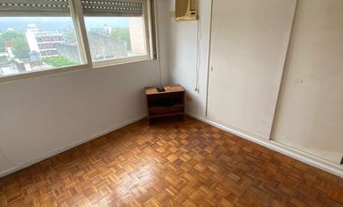 Departamento 2 ambientes en venta en el centro de Quilmes
