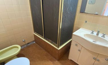 Departamento 2 ambientes en venta en el centro de Quilmes
