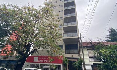 Departamento 2 ambientes en venta en el centro de Quilmes
