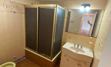 Departamento 2 ambientes en venta en el centro de Quilmes