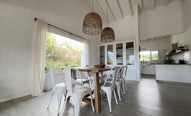 Casa en Venta - Barrio Residencial I Lote 443 de Costa Esmeralda - Fondo a boulevard