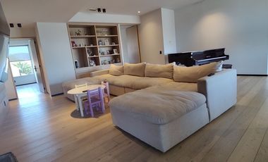 SE VENDE EXCELENTE DEPARTAMENTO RECIEN REMODELADO EN GARDENIAS! (V)