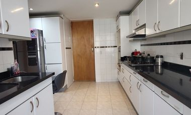 SE VENDE AMPLIO DEPARTAMENTO EN LOMAS DE TECAMACHALCO (V)