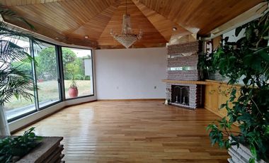 SE VENDE EXCELENTE CASA EN BOSQUES DE LAS LOMAS (V)