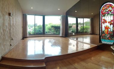 SE VENDE EXCELENTE CASA EN BOSQUES DE LAS LOMAS (V)