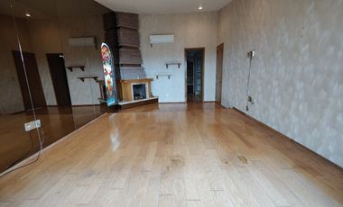 SE VENDE EXCELENTE CASA EN BOSQUES DE LAS LOMAS (V)