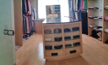 SE VENDE EXCELENTE CASA EN LAS VILLAS (V)