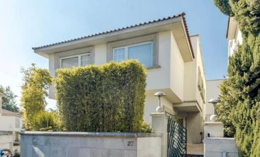 SE VENDE EXCELENTE CASA EN LAS VILLAS (V)