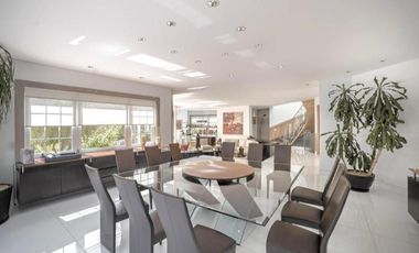 SE VENDE EXCELENTE CASA EN LAS VILLAS (V)