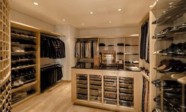 SE VENDE EXCELENTE CASA EN LAS VILLAS (V)