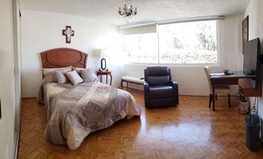 CASA A LA VENTA EN LOMAS DE TECAMACHALCO (V)
