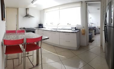 CASA A LA VENTA EN LOMAS DE TECAMACHALCO (V)