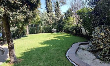 SE RENTA HERMOSA CASA EN ESQUINA EN BOSQUES DÉ LAS LOMAS (V)