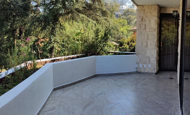 SE RENTA HERMOSA CASA EN ESQUINA EN BOSQUES DÉ LAS LOMAS (V)