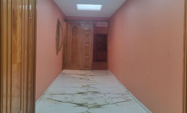SE VENDE CASA EN ESQUINA EN LOMAS DE CHAPULTEPEC (V)