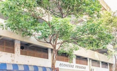 Cochera en barrio Martin