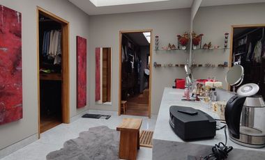 SE VENDE INCREÍBLE CASA EN LOMAS VIRREYES (V)