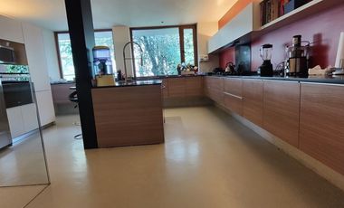 SE VENDE INCREÍBLE CASA EN LOMAS VIRREYES (V)