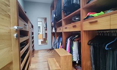 SE VENDE INCREÍBLE CASA EN LOMAS VIRREYES (V)