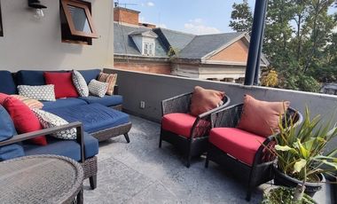 SE VENDE INCREÍBLE CASA EN LOMAS VIRREYES (V)