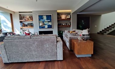 SE VENDE INCREÍBLE CASA EN LOMAS VIRREYES (V)