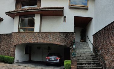EN VENTA EXCELENTE CASA EN CONJUNTO EN LOMAS DE LAS PALMAS (V)