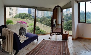 EN VENTA EXCELENTE CASA EN CONJUNTO EN LOMAS DE LAS PALMAS (V)