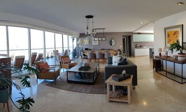 GARDEN HOUSE A LA VENTA ESPECTACULAR EN LOMAS COUNTRY CLUB (V)