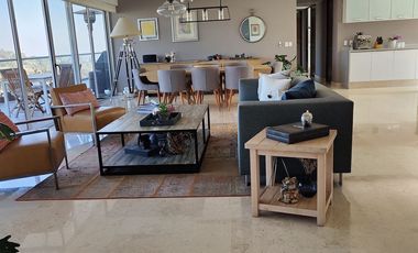 GARDEN HOUSE A LA VENTA ESPECTACULAR EN LOMAS COUNTRY CLUB (V)