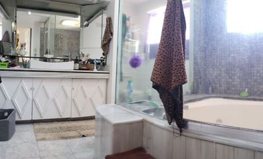 CASA A LA VENTA EN TECAMACHALCO (V)