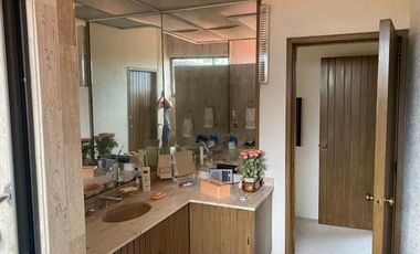 Casa a la  Renta  Amueblada o Venta en Bosques de las Lomas (V)