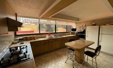 Casa a la  Renta  Amueblada o Venta en Bosques de las Lomas (V)