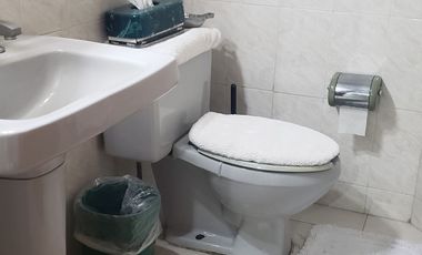 BAJA DE PRECIO!!  CASA EN VENTA EN PASEO DE LA HERRADURA!!!(V)
