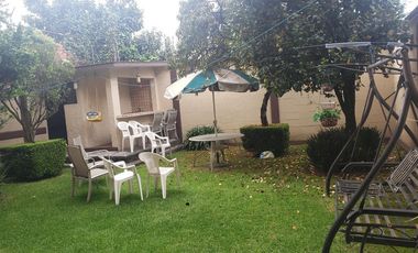 BAJA DE PRECIO!!  CASA EN VENTA EN PASEO DE LA HERRADURA!!!(V)