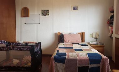 BAJA DE PRECIO!!  CASA EN VENTA EN PASEO DE LA HERRADURA!!!(V)