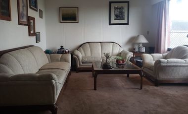 BAJA DE PRECIO!!  CASA EN VENTA EN PASEO DE LA HERRADURA!!!(V)