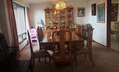 BAJA DE PRECIO!!  CASA EN VENTA EN PASEO DE LA HERRADURA!!!(V)