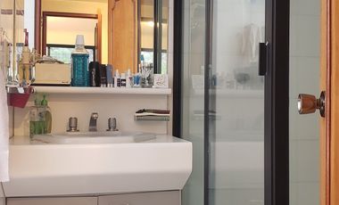 BAJA DE PRECIO!!  CASA EN VENTA EN PASEO DE LA HERRADURA!!!(V)