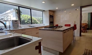 SE VENDE EXCELENTE CASA EN BOSQUES DE LAS LOMAS (V)