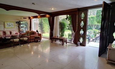 SE VENDE EXCELENTE CASA EN BOSQUES DE LAS LOMAS (V)