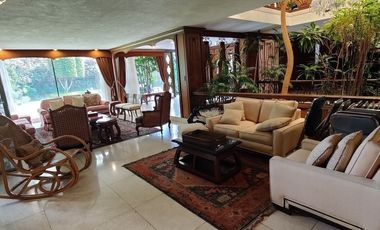 SE VENDE EXCELENTE CASA EN BOSQUES DE LAS LOMAS (V)
