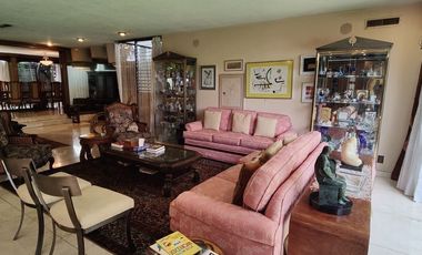 SE VENDE EXCELENTE CASA EN BOSQUES DE LAS LOMAS (V)