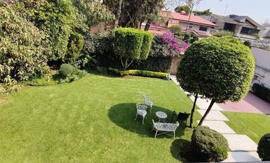 SE VENDE EXCELENTE CASA EN BOSQUES DE LAS LOMAS (V)