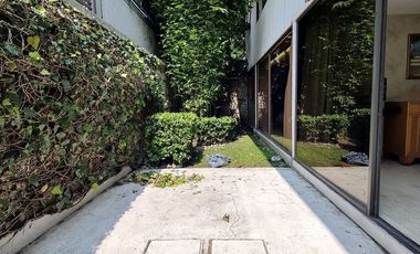SE VENDE EXCELENTE CASA EN BOSQUES DE LAS LOMAS (V)